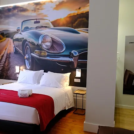 Republica Vintage House