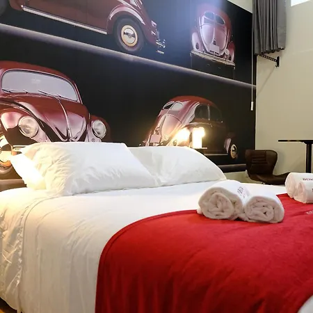 Republica Vintage House Hotel *